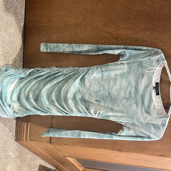 Mini long sleeve dynamite dress - Picture 3 of 5